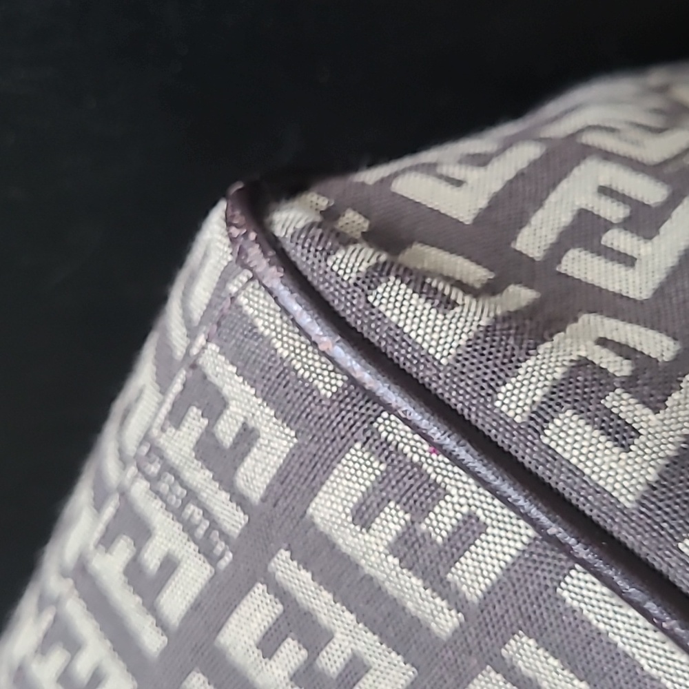 🤎Vintage Fendi Zucca Tote🤎 - Picture 9 of 11